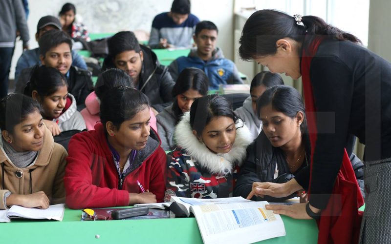 Chinese-teacher-MBBS-program
